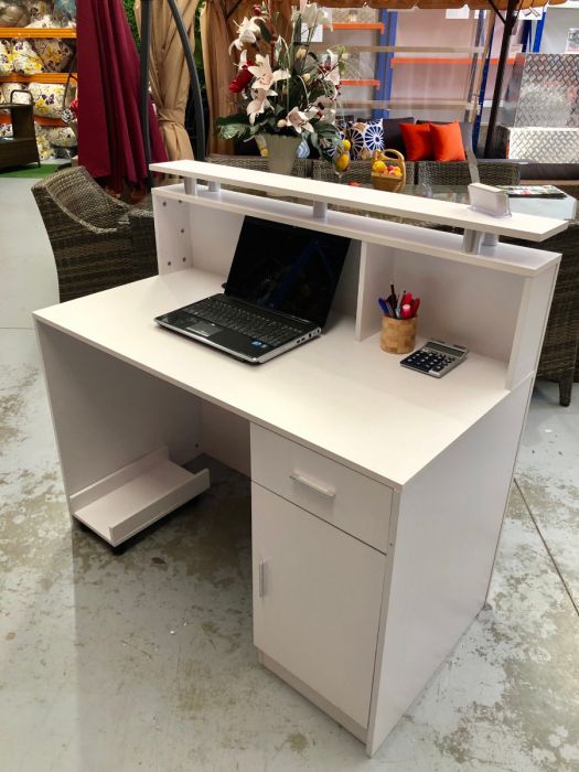 Brand New Small White Reception Desk Counter 1 2m